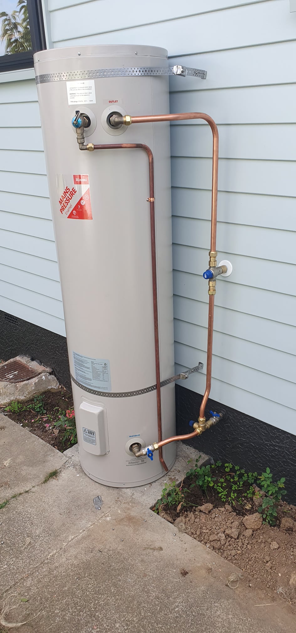 116699572_185675402976207_288374825572604699_n